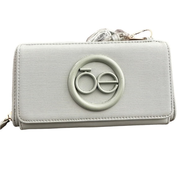Cloe Large Single Zippered Wallet in mint Color - Picture 1 of 5